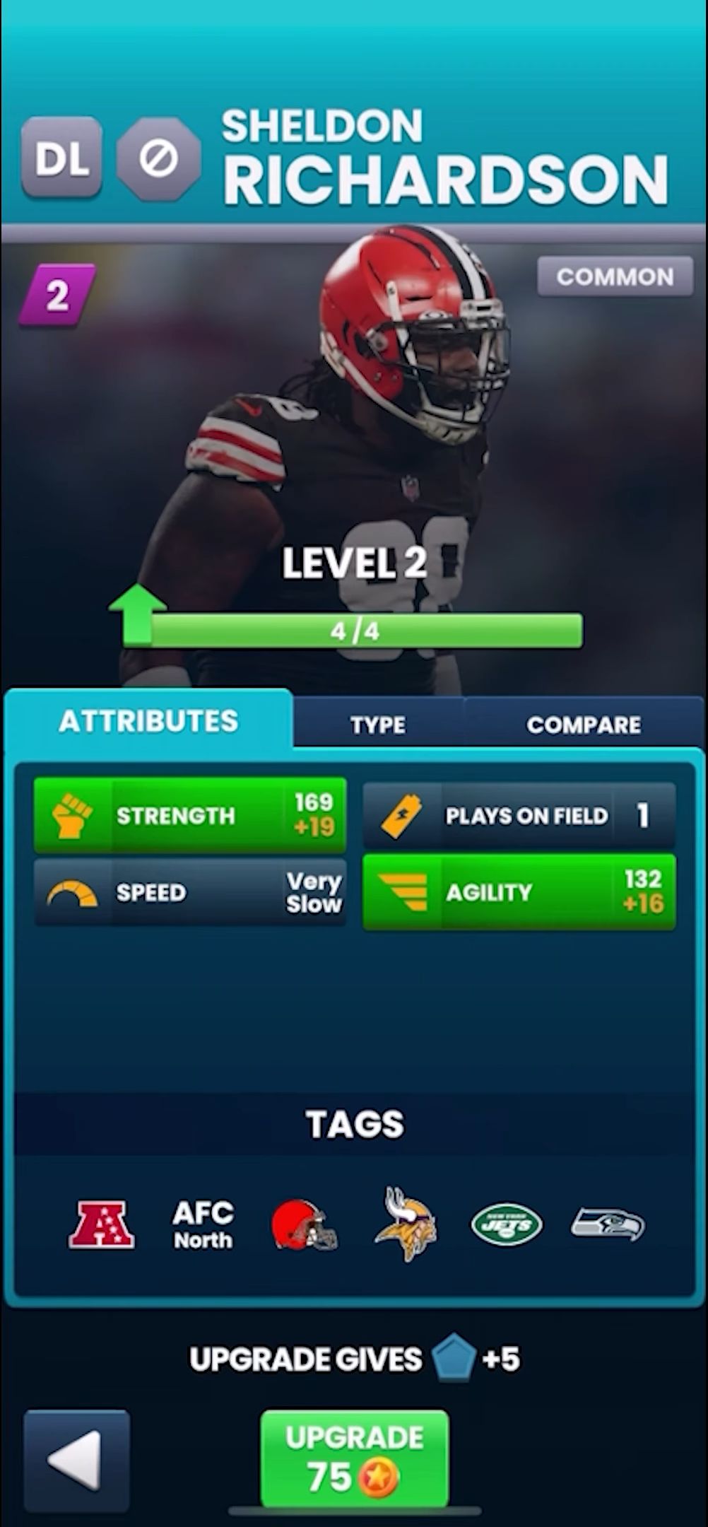 Ladda ner NFL Clash: Android American football spel till mobilen och surfplatta.