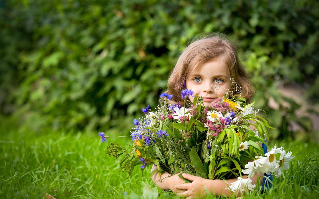 Bouquets, Flowers, Children, People